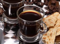 4 Tips Minum Kopi yang Sehatkan Tubuh Selama Bulan Ramadan