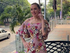7 Foto Wanita yang Dijuluki Hakim Seksi, Begini Penampilannya 7 Foto Wanita yang Dijuluki Hakim Seksi, Begini Penampilannya