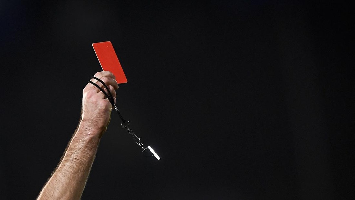 Wasit Liga Mesir diskors gegara VAR paket hemat. (Foto: LightRocket via Getty Images/Nicolò Campo)