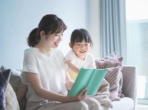 Ajari Anak Membaca Tanpa Mengeja dengan 7 Metode Ini Ajari Anak Membaca Tanpa Mengeja dengan 7 Metode Ini