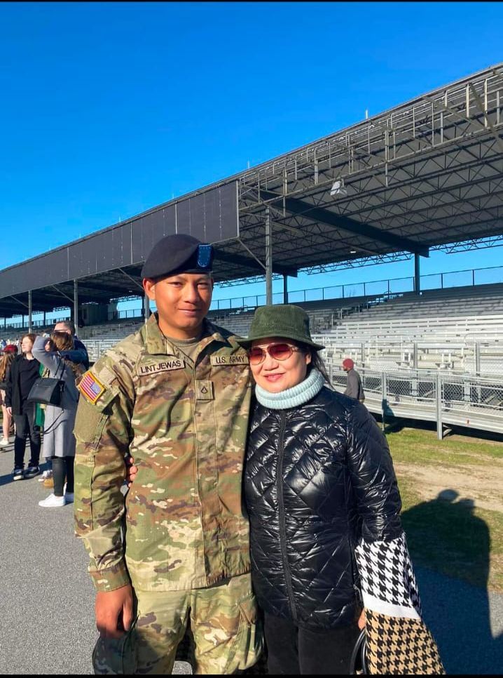 Benaia Manasye Lintjewas saat lulus jadi tentara AS.