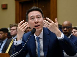 4 Koleksi Mobil Mewah CEO TikTok, Harganya Tembus Puluhan Miliar 4 Koleksi Mobil Mewah CEO TikTok, Harganya Tembus Puluhan Miliar