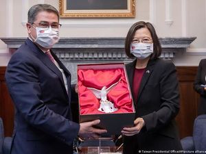 Taiwan Bersiap Kehilangan Pengakuan Honduras yang Digaet China Taiwan Bersiap Kehilangan Pengakuan Honduras yang Digaet China