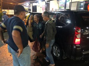 2 Pencuri Burung Merak di Pasuruan Diringkus, Kerugian Capai Rp 80 Juta 2 Pencuri Burung Merak di Pasuruan Diringkus, Kerugian Capai Rp 80 Juta