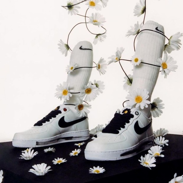 G-Dragon dengan Nike AF1 Para-Noise 2.0/ Foto: instagram.com/xxxibgdrgn