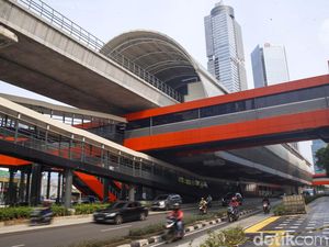 Halte TransJakarta Terintegrasi LRT Mulai Uji Coba