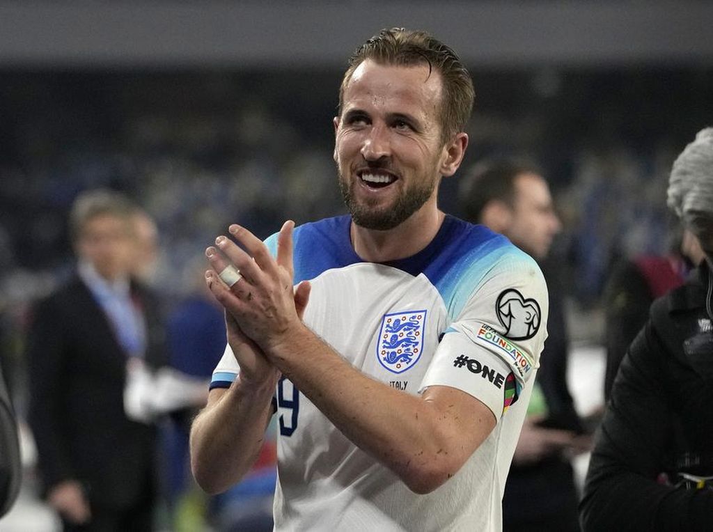 Ingin Trofi, Harry Kane Disarankan Pindah ke Manchester United Ingin Trofi, Harry Kane Disarankan Pindah ke Manchester United