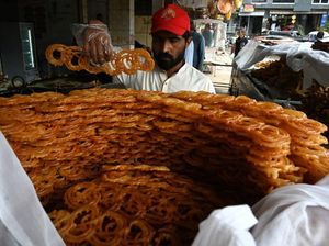 Jalebi, Kudapan Manis yang Digemari Saat Ramadan di Pakistan
