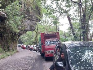 Polisi Siapkan Rekayasa Lalin saat Malam Hari Cegah Macet di Camba Maros Polisi Siapkan Rekayasa Lalin saat Malam Hari Cegah Macet di Camba Maros