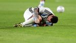 Foto: Messi Nyaris Cedera Horor, Ditekel Depan Belakang