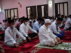 Malam Ketiga Ramadan, Maruf Tarawih Bersama Santri Ponpes An Nawawi Tanara