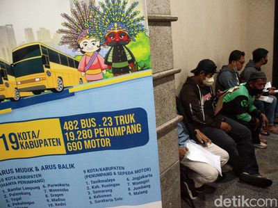 Penampakan Calon Pemudik Gratis Antre Verifikasi di Dishub DKI Jakarta