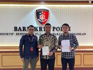 Keluarga Ngadu ke Mabes, Minta Jenazah Bripka AS Diautopsi Ulang Keluarga Ngadu ke Mabes, Minta Jenazah Bripka AS Diautopsi Ulang