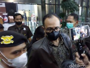 Kasus Rafael Alun Jadi Alasan Mahfud Baru Ungkap Transaksi Janggal Rp 349 T di Kemenkeu Kasus Rafael Alun Jadi Alasan Mahfud Baru Ungkap Transaksi Janggal Rp 349 T di Kemenkeu