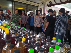 3 Warga Magelang Ditangkap Usai Kulakan Ciu, 844 Liter Miras Disita