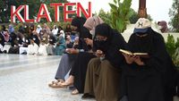 Ratusan Remaja Ngaji Bersama di Alun-alun Klaten