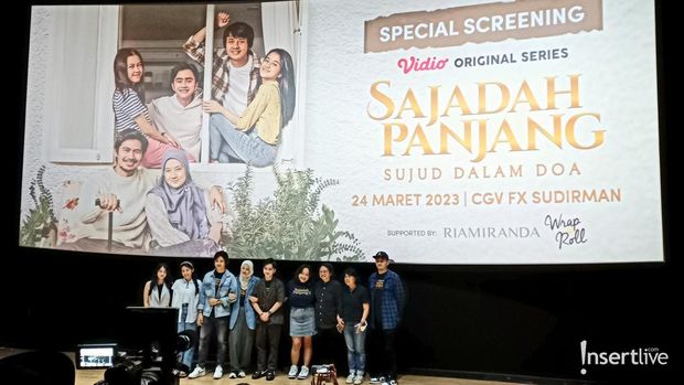 Sajadah Panjang: Sujud Dalam Doa