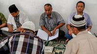 Semangat Penyandang Tunanetra di Medan Baca Al-Quran Mengisi Ramadan