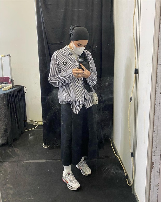 Sivia Azizah/ Foto: Instagram/siviazizah Sivia Azizah gaya hijab turban