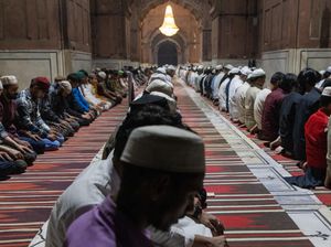 Umat Muslim di India Jalani Puasa Ramadan Pertamanya Hari Ini