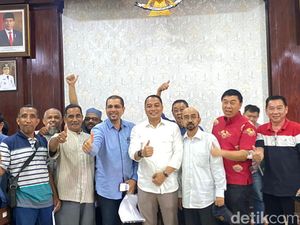 Eri Cahyadi Minta Pemilik 45 Ribu Stan Pasar Turi Buka Serenak 1 April Eri Cahyadi Minta Pemilik 45 Ribu Stan Pasar Turi Buka Serenak 1 April
