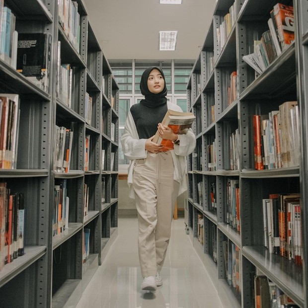 Arafah Rianti saat ke kampus/Sumber: IG @arafahrianti