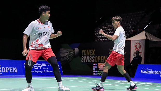 Bagas Maulana/Muhammad Shohibul Fikri saat berlaga di perempat final Swiss Open. (Arsip PBSI)