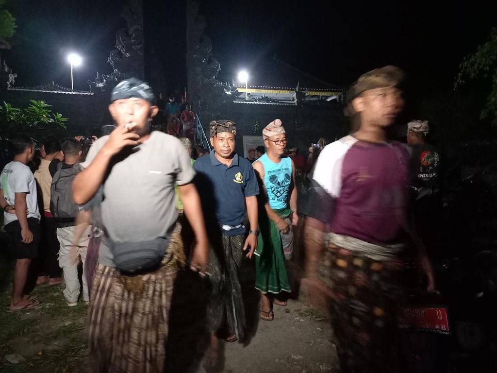 Desa Adat Rapat Pelanggar Nyepi di Sumberklampok: Proses Hukum 2 Warga Desa Adat Rapat Pelanggar Nyepi di Sumberklampok: Proses Hukum 2 Warga