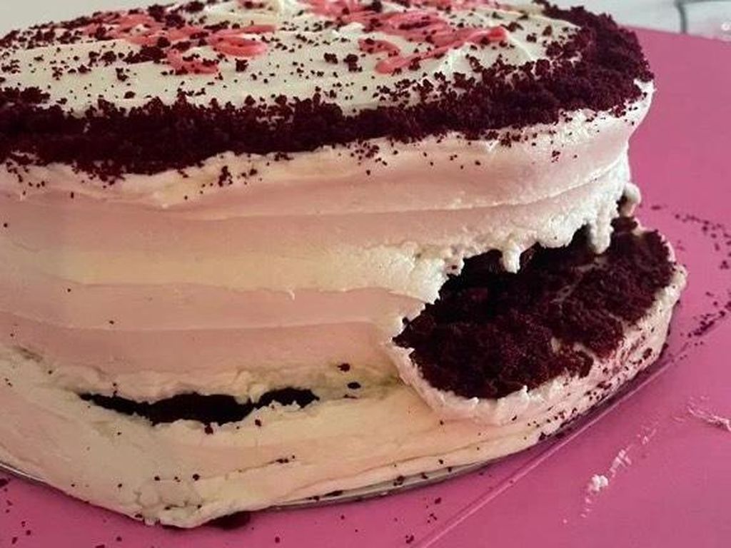 Zonk! Beli Kue Red Velvet Rp 1,4 Juta, Tampilannya Berantakan Zonk! Beli Kue Red Velvet Rp 1,4 Juta, Tampilannya Berantakan