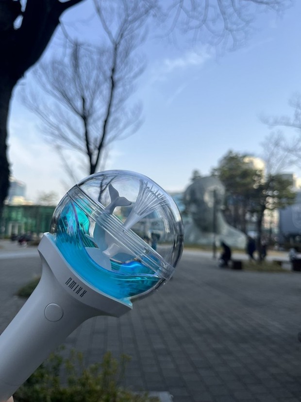 Lightstick NMIXX/Foto: Twitter/NMIXX_official