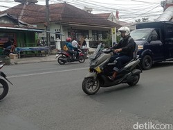 Jalan Rusak yang Bahayakan Pengendara di Gatsu Bandung Sudah Ditambal