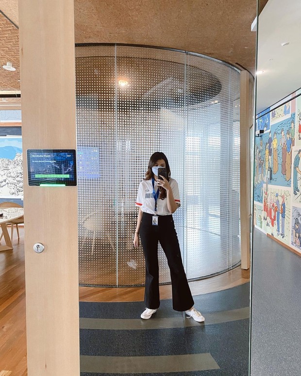 Mici dengan Kaus dan celana panjang/Sumber: IG @parramitha