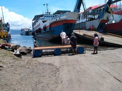 Bongkar Muat Terganggu gegara Pendangkalan Dermaga LCM Gilimanuk