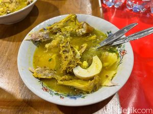Slurpp! Ini Soto Ayam Ambengan Cak Ri Asli Surabaya yang Gurih Segar Slurpp! Ini Soto Ayam Ambengan Cak Ri Asli Surabaya yang Gurih Segar