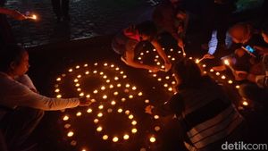 Potret Perayaan Earth Hour 2023 di Kota Solo