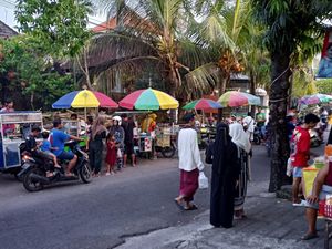 Berburu Menu Buka Puasa Murah Meriah di Pasar Ramadan Tunggal Sari Berburu Menu Buka Puasa Murah Meriah di Pasar Ramadan Tunggal Sari