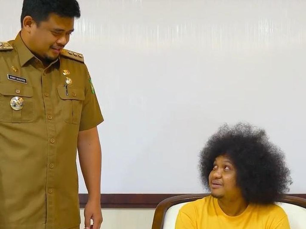 Bobby Respons Pujian Babe di Podcast Kaesang: Mau Jadi Kepling Kayaknya Bobby Respons Pujian Babe di Podcast Kaesang: Mau Jadi Kepling Kayaknya