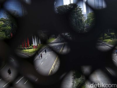 Begini Suasana CFD Pekan Pertama Ramadan di Jakarta
