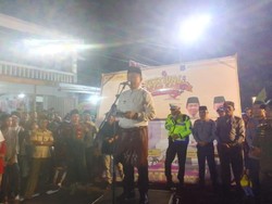 Gubernur Buka Kegiatan Arakan Sahur Tradisi Ramadan di Tungkal Jambi