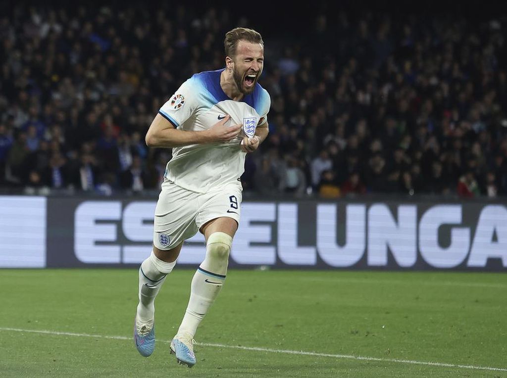 PM Inggris: Selamat Jadi Top Skor Tiga Singa, Kane! PM Inggris: Selamat Jadi Top Skor Tiga Singa, Kane!