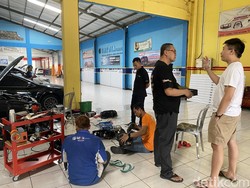 Jasa Pasang Lampu Variasi Mobil untuk Mudik di Ngawi Banjir Pesanan