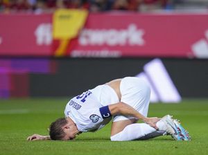Odegaard Selamat dari Tekel Horor, Rodri Dihujat Odegaard Selamat dari Tekel Horor, Rodri Dihujat