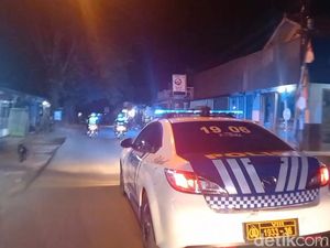 Kala Sirine Polisi Jadi Alarm Warga Subang Bangun Saat Sahur