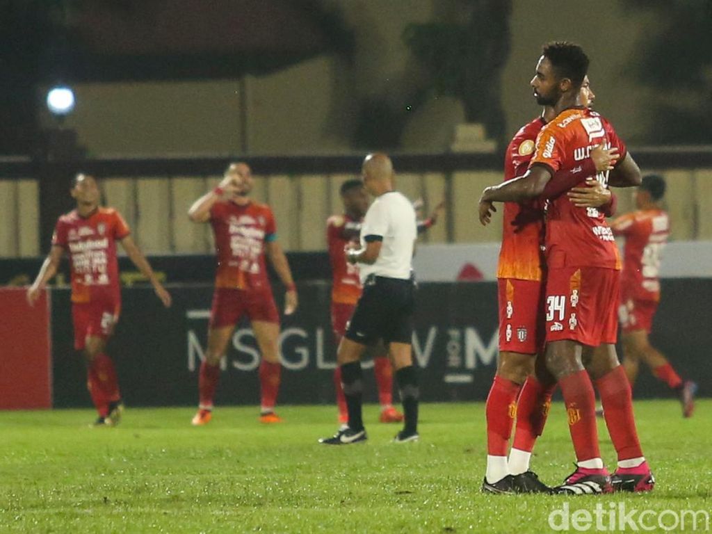 Hasil Liga 1: 10 Pemain Bali United Kalahkan Arema FC 3-1