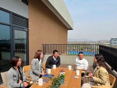 Momen Jack Ma Pulang ke China