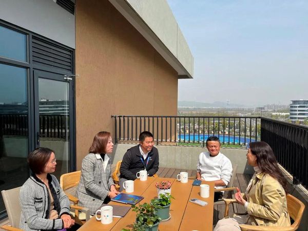 Momen Jack Ma Pulang ke China