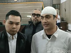 Dosa Jariyah Picu Cekcok dengan Venna, Ferry Irawan Ngotot Bantah KDRT