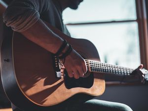 Lirik dan Chord Lagu Kita Usahakan Lagi dari Batas Senja Lirik dan Chord Lagu Kita Usahakan Lagi dari Batas Senja