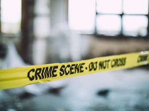 Polisi Tangkap Manusia Silver Pembunuh 2 Pengamen saat Duel di Klaten Polisi Tangkap Manusia Silver Pembunuh 2 Pengamen saat Duel di Klaten