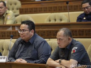 Bawaslu: 5.438 TPS Pilkada Buka Pemungutan Suara Lebih dari Jam 7 Pagi Bawaslu: 5.438 TPS Pilkada Buka Pemungutan Suara Lebih dari Jam 7 Pagi